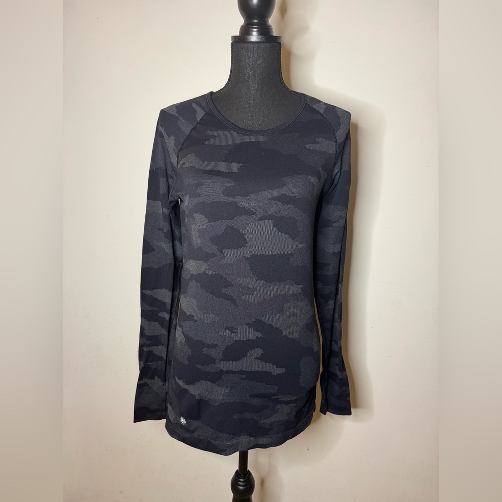 Athleta Long Sleeve Camo Seamless Top Gray Black Size M | Stretch Fitted